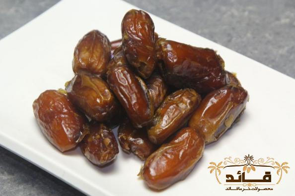 اهمیت مصرف خرما در طول روز